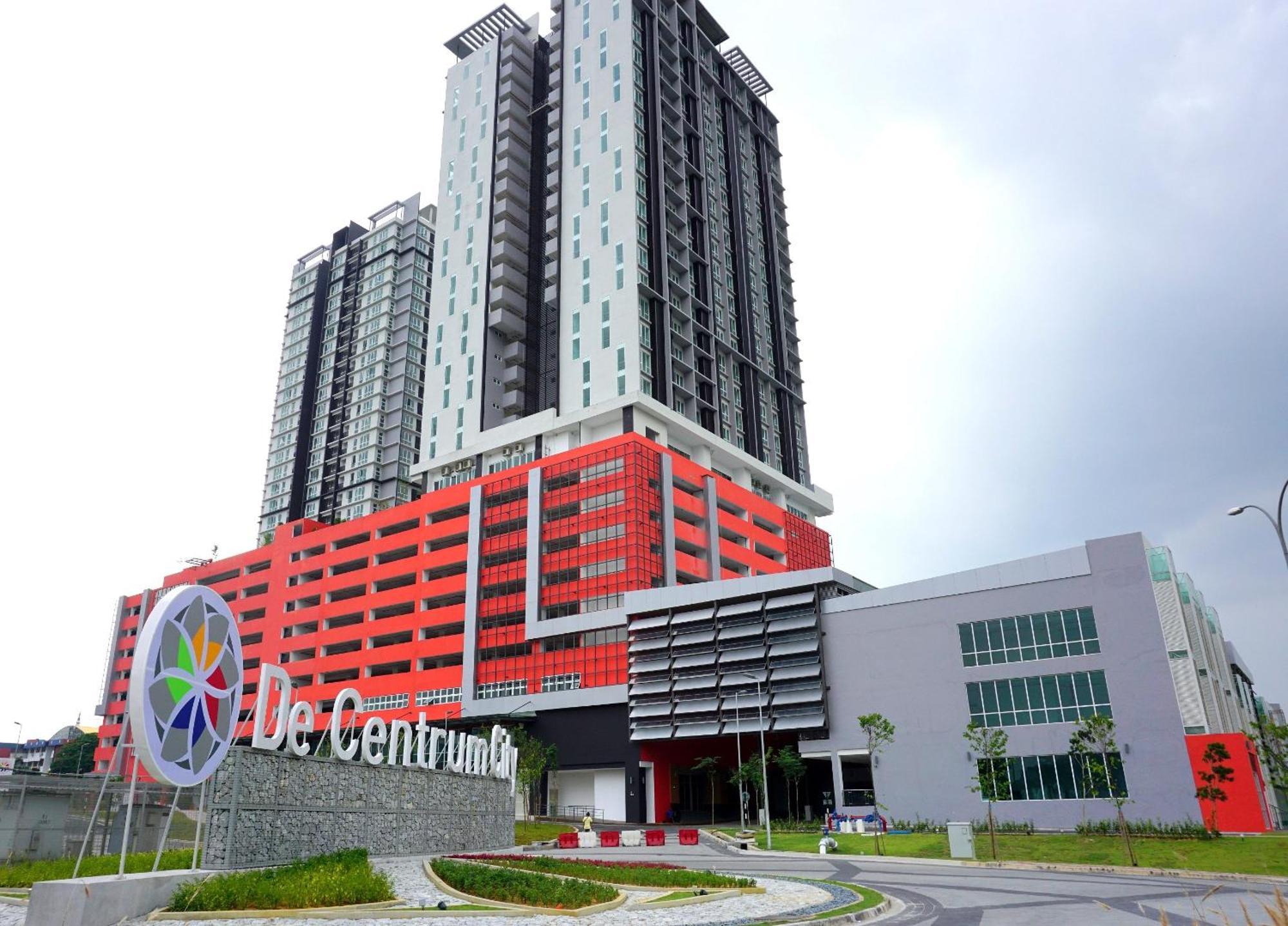 Azfa Duplex Suite At De Centrum Putrajaya Bangi Free Wifi Kajang Exterior foto
