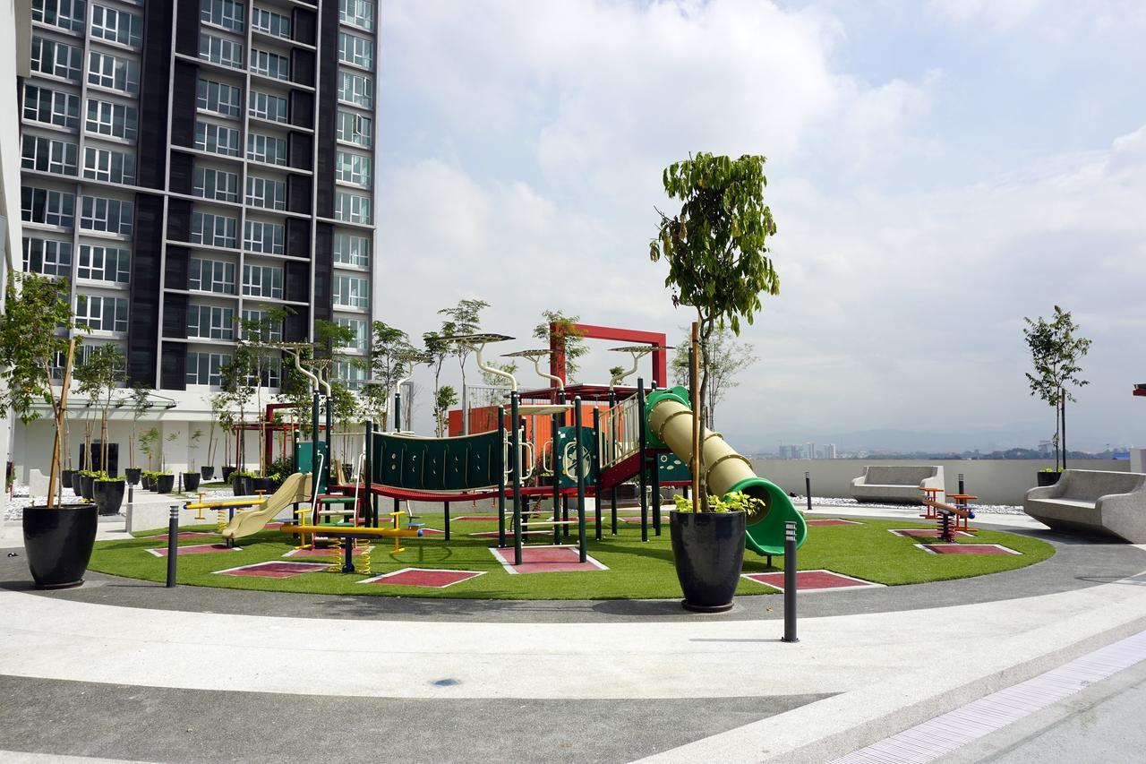 Azfa Duplex Suite At De Centrum Putrajaya Bangi Free Wifi Kajang Exterior foto